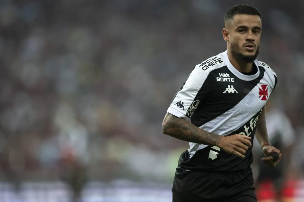 RJ – RIO DE JANEIRO – 19/04/2025 – BRASILEIRO A 2025, VASCO X FLAMENGO – Coutinho jogador do Vasco durante partida contra o Flamengo no estadio Maracana pelo campeonato Brasileiro A 2025. Foto: Jorge Rodrigues/AGIF