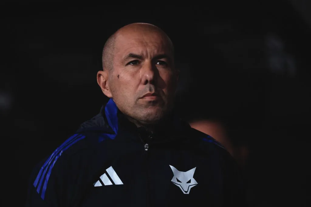 SP – SAO PAULO – 23/07/2025 – BRASILEIRO A 2025, CORINTHIANS X CRUZEIRO – Leonardo Jardim tecnico do Cruzeiro durante partida contra o Corinthians no estadio Arena Corinthians pelo campeonato Brasileiro A 2025. Foto: Ettore Chiereguini/AGIF