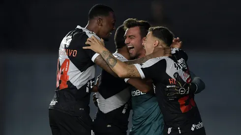 Vasco tentará vencer fora de casa.