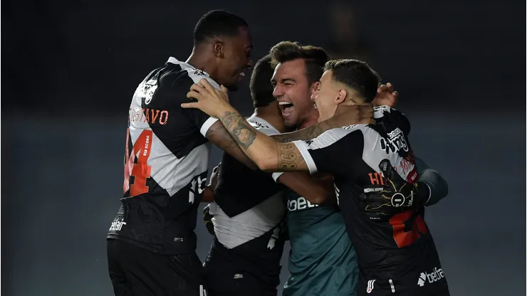 Vasco tentará vencer fora de casa.