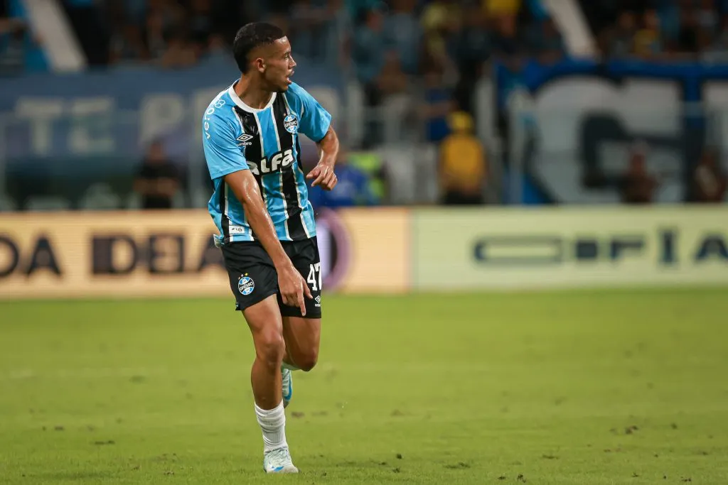 Alysson em ação pelo Grêmio. Foto: Maxi Franzoi/AGIF
