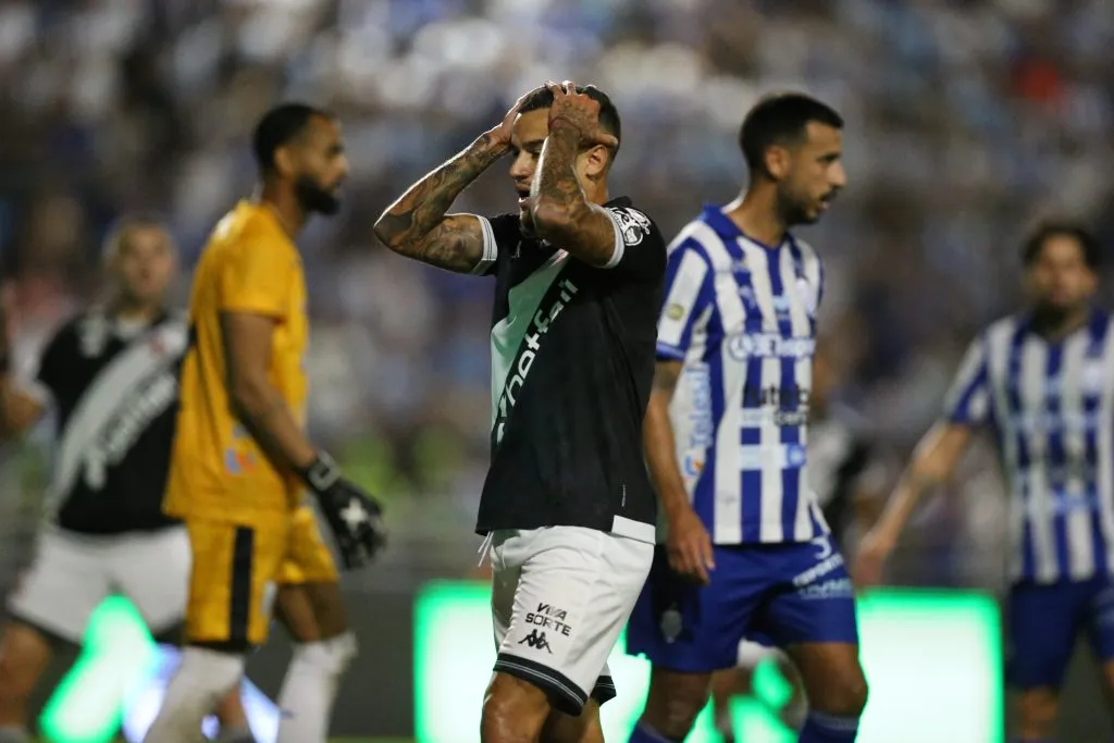 CSA x Vasco pela Copa do Brasil 2025. Foto: Marlon Costa/AGIF
