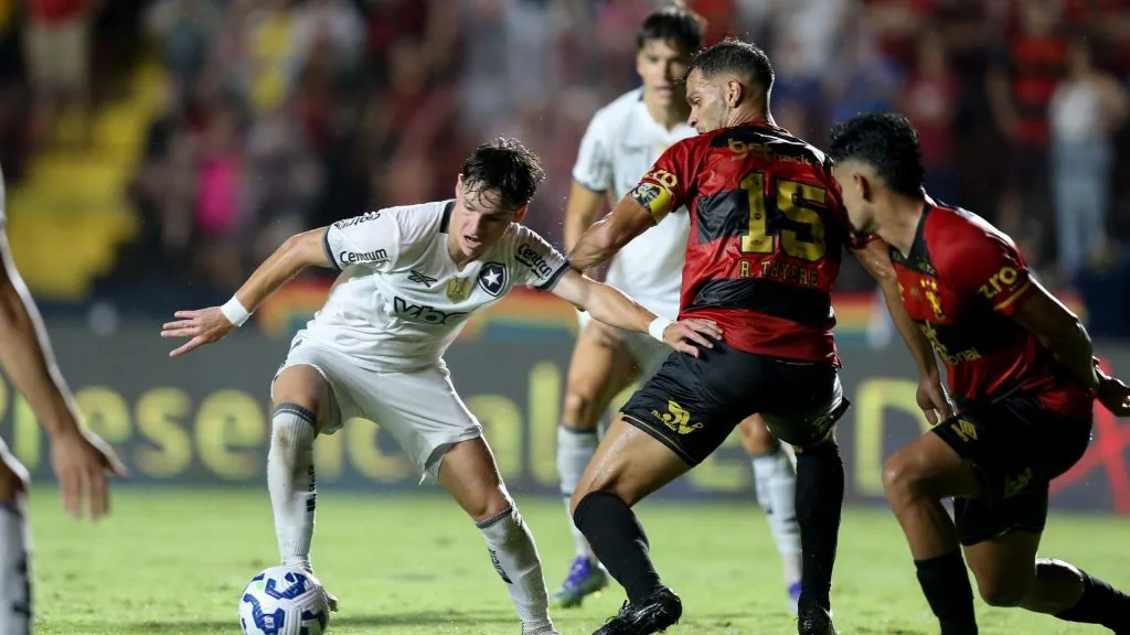 Jardim revela interesse do Cruzeiro em Montoro (Imagem: Marlon Costa/AGIF)