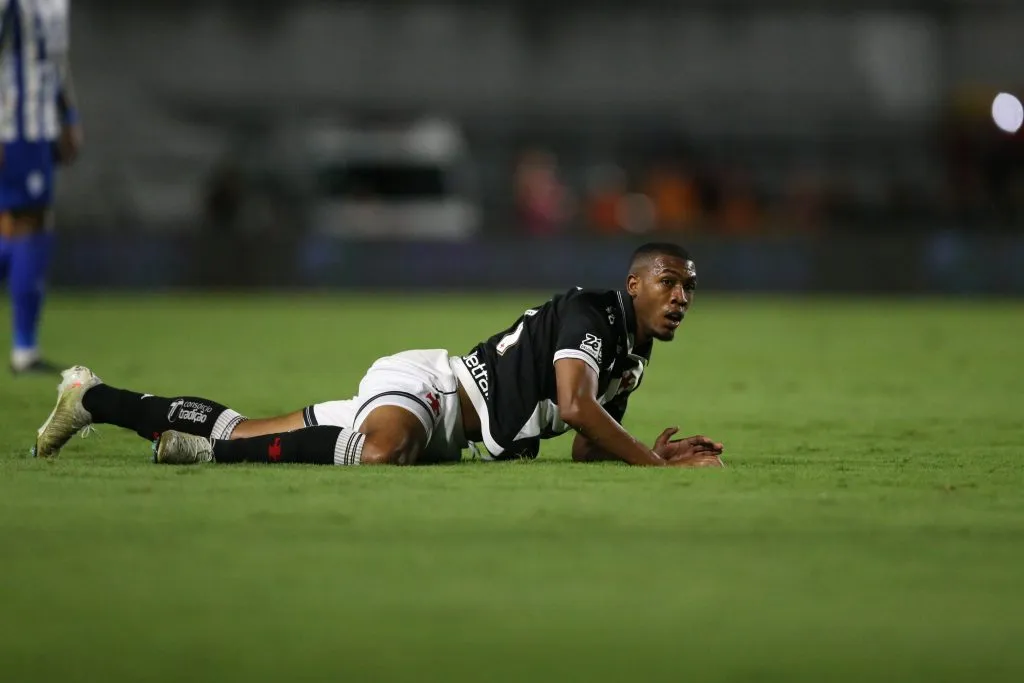 AL – MACEIO – 30/07/2025 – COPA DO BRASIL 2025, CSA X VASCO – Rayan jogador do Vasco durante a partida entre CSA e Vasco no Estadio Rei Pele em Maceio (AL), pela Copa do Brasil 2025. Foto: Marlon Costa/AGIF