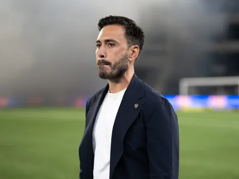 Ancelotti quer sombra para Arthur Cabral no Botafogo