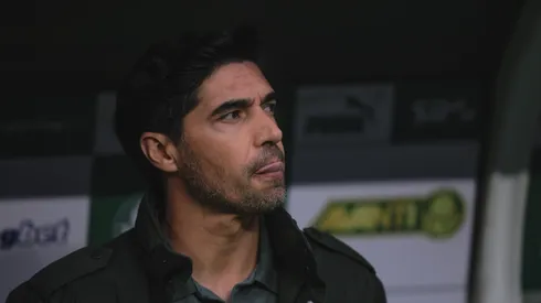Abel Ferreira técnico do Palmeiras durante partida contra o Atlético-MG no estádio Arena Allianz Parque pelo campeonato Brasileiro A 2025. Foto: Ettore Chiereguini/AGIF