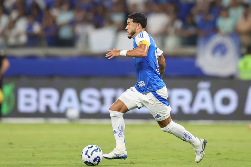 William jogador do Cruzeiro durante partida contra o Mirassol  -Foto: Gilson Lobo/AGIF
