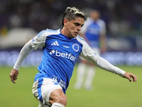 Apesar de grave lesão, Fagner, do Cruzeiro, não passará por cirurgia