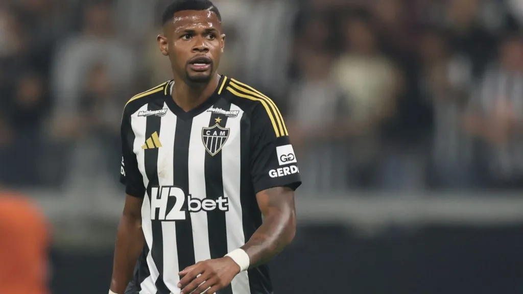 Júnior Santos, ex-atacante do Botafogo (1)