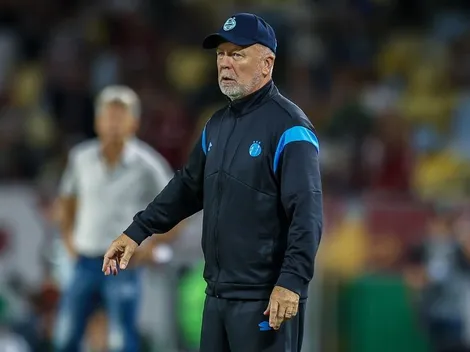 Mano Menezes cobra o time do Grêmio após derrota para o Fluminense e se revolta com gol marcado