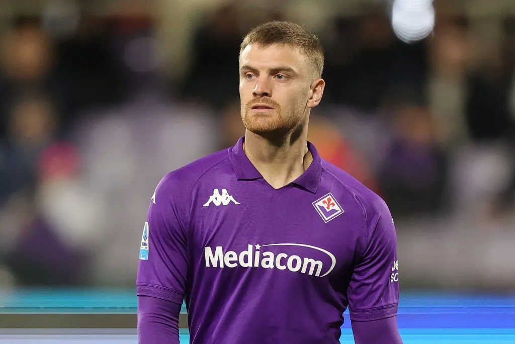 FLORENCE, ITALY – FEBRUARY 28: Lucas Beltran of ACF Fiorentina looks on during the Serie A match between Fiorentina and Lecce at Stadio Artemio Franchi on February 28, 2025 in Florence, Italy. (Photo by Gabriele Maltinti/Getty Images)