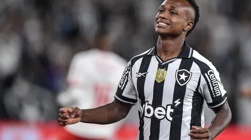 Nathan Fernandes durante confronto contra o Bragantino na Copa do Brasil 2025.