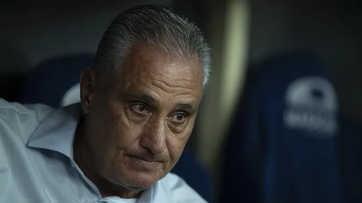 RJ - RIO DE JANEIRO - 29/09/2024 - BRASILEIRO A 2024, FLAMENGO X ATHLETICO-PR - Tite tecnico do Flamengo durante partida contra o Athletico-PR no estadio Maracana pelo campeonato Brasileiro A 2024. Foto: Jorge Rodrigues/AGIF