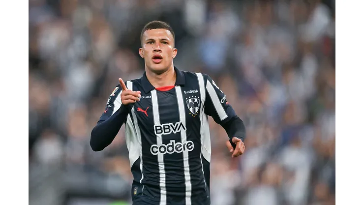 Nelson Deossa of Monterrey celebrates after scoring the team's third goal during the 14th round match between Monterrey and Chivas as part of the Torneo Clausura 2025 Liga MX at BBVA Stadium on April 05, 2025 in Monterrey, Mexico.