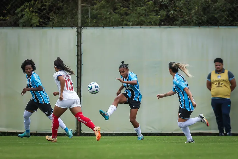 Duelo entre Grêmio e Bahia no Brasileirão Feminino 2025 (Reprodução/Caroline Motta/Grêmio)