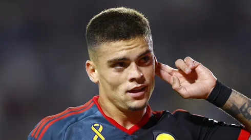 Gabriel Pec comemora gol marcado pelo La Galaxy. (Photo by Ronald Martinez/Getty Images)