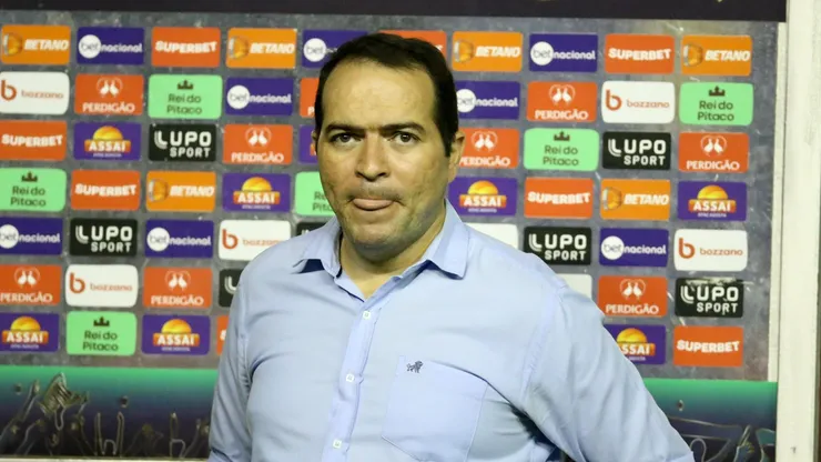 Marcelo Paz durante confronto contra o Botafogo-SP na Copa do Nordeste de 2024.