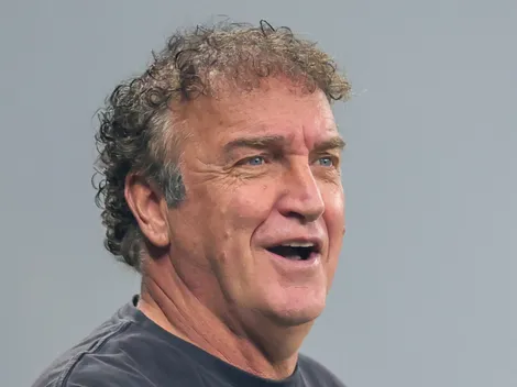 Cuca é informado de que Bruno Henrique e Luiz Araújo desfalcam o Flamengo contra o Atlético-MG