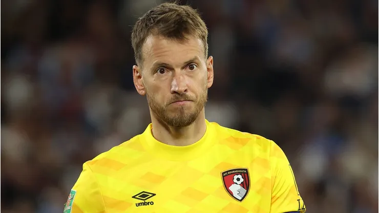 Neto durante confronto entre Bournemouth e West Ham na Carabao Cup 2024/25.