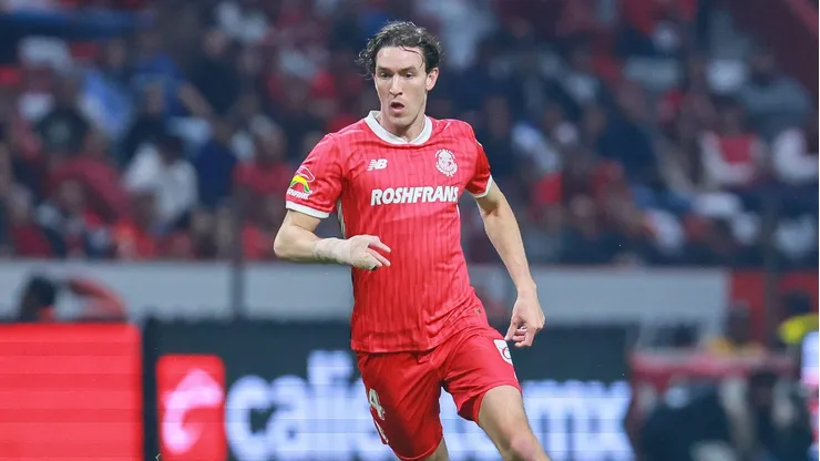 Marcel Ruiz pelo Toluca. (Photo by Manuel Velasquez/Getty Images)