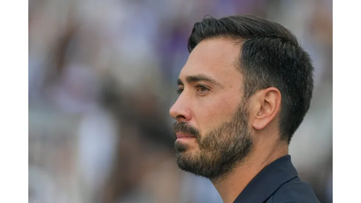 Davide Ancelotti técnico do Botafogo durante partida contra o Cruzeiro no estadio Engenhao pelo campeonato Brasileiro A 2025.
