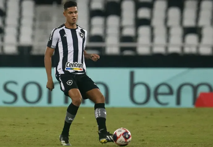 Sousa atuando pelo Botafogo  — Foto: Vitor Silva/Botafogo