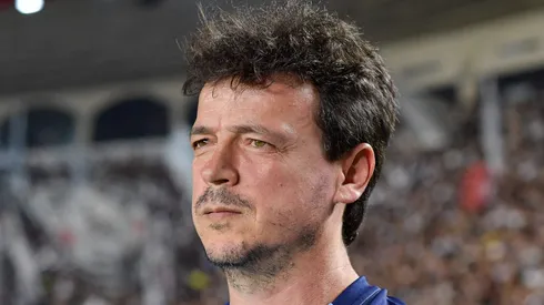 Fernando Diniz recusa zagueiro português no Vasco