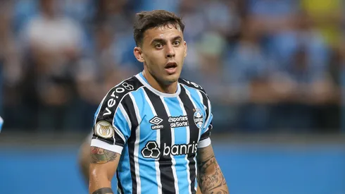 Carballo, jogador do Grêmio. Foto: Pedro H. Tesch/AGIF