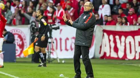PORTO ALEGRE – RS – 17/07/2016 – BRASILEIRO A 2016, INTERNACIONAL X PALMEIRAS – Tecnico Paulo Roberto Falcao do Internacionaldurante partida pelo Campeonato Brasileiro A 2016 no Estadio Beira-Rio. Foto:Jeferson Guareze/AGIF