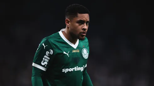 Vitor Roque jogador do Palmeiras durante partida contra o Corinthians no estadio Arena Corinthians pelo campeonato Copa Do Brasil 2025. Foto: Ettore Chiereguini/AGIF