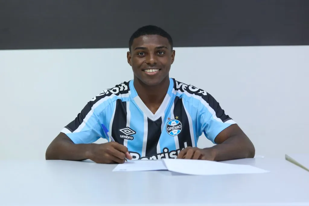 Lian tem contrato com o Grêmio até o fim desta temporada. Foto: Divulgação / Grêmio