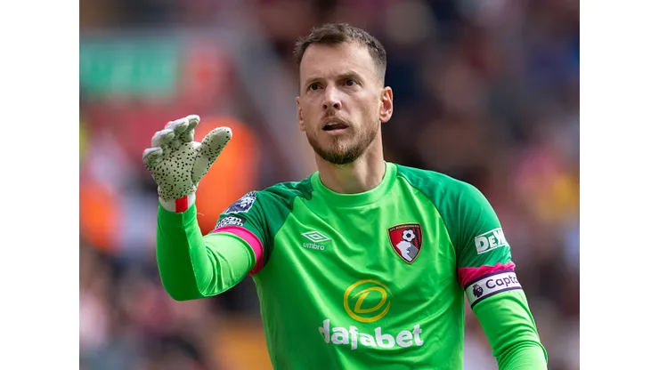 Neto, jogando pelo Bournemouth em 2025