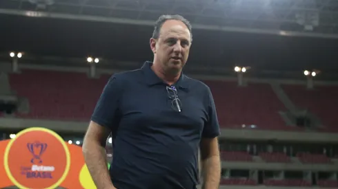 Rogerio Ceni tecnico do Bahia durante a partida entre Retro e Bahia na Arena de Pernambuco, pela Copa do Brasil 2025. Foto: Marlon Costa/AGIF