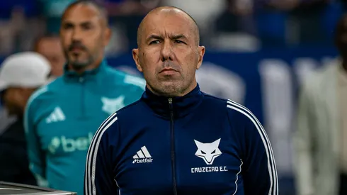 MG – BELO HORIZONTE – 30/07/2025 – COPA DO BRASIL 2025, CRUZEIRO X CRB – Leonardo Jardim tecnico do Cruzeiro durante partida contra o CRB no estadio Mineirao pelo campeonato Copa Do Brasil 2025. Foto: Fernando Moreno/AGIF
