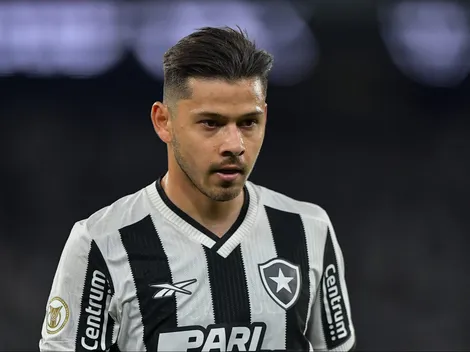 Óscar Romero, ex-Botafogo, deve deixar o Internacional nesta janela