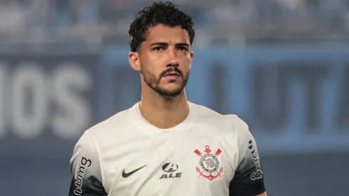 Gustavo Henrique durante confronto contra o Grêmio na Copa do Brasil 2024. Foto: Robson Mafra/AGIF