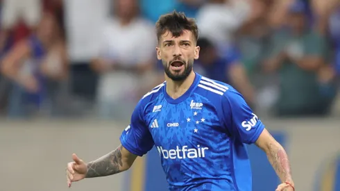 MG – BELO HORIZONTE – 25/01/2025 – MINEIRO 2025, CRUZEIRO X BETIM – Lautaro Diaz jogador do Cruzeiro comemora seu gol durante partida contra o Betim no estadio Mineirao pelo campeonato Mineiro 2025. Foto: Gilson Lobo/AGIF