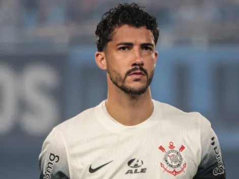 Fluminense tenta Gustavo Henrique, mas Corinthians veta negócio