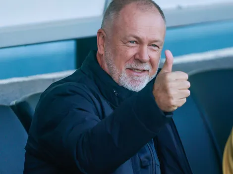 Torcida do Grêmio comemora reforço para Mano Menezes