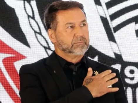 Corinthians define futuro de Augusto Melo com protestos da torcida por futuro do clube