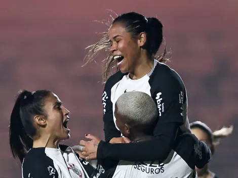 Vic Albuquerque é a maior artilheira do mata-mata do Brasileirão Feminino