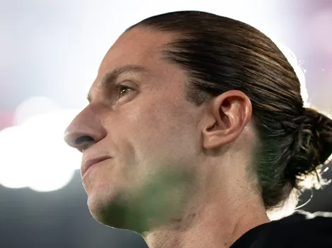 Filipe Luís mostra teimosia no comando do Flamengo