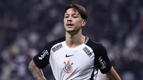 Rodrigo Garro em campo pelo Corinthians. Foto: Marcello Zambrana/AGIF