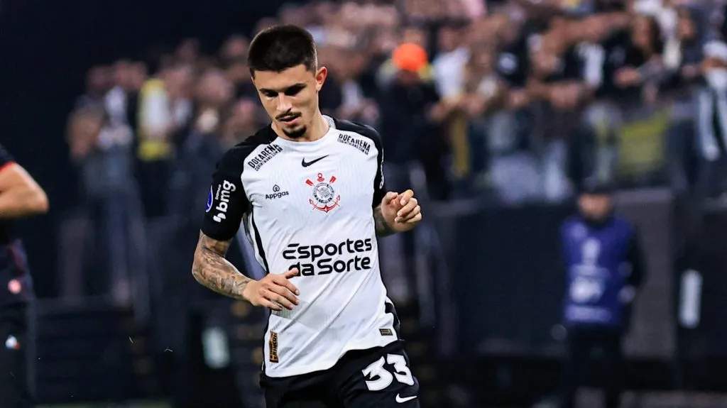 Léo Maná é emprestado ao Criciúma. Foto: Fabio Giannelli/AGIF