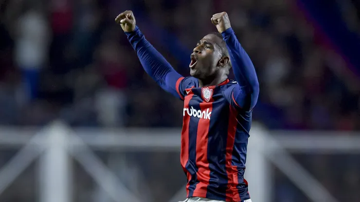 Jhohan Romaña, zagueiro do San Lorenzo. (Foto: Marcelo Endelli/Getty Images)