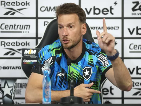 Neto é sincero sobre briga por titularidade com John no Botafogo