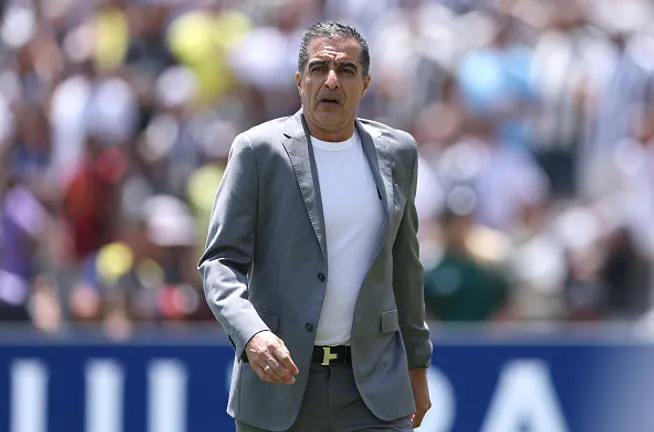 Renato Paiva, comandando o Fortaleza –  (Photo by Stu Forster/Getty Images)