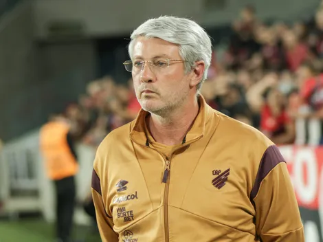 Odair responde sobre falta de reforços em nova derrota do Athletico-PR na Série B