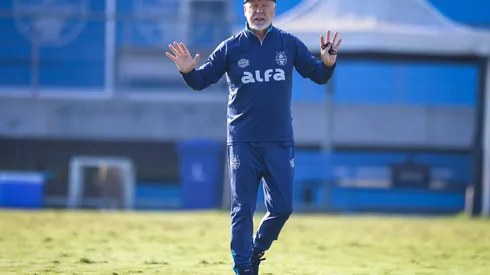 RS – FUTEBOL/ TREINO GREMIO 2025 – ESPORTES – Jogadores do Gremio realizam treino técnico durante a manha desta quinta-feira, no CT Luiz Carvalho, na preparação para a partida valida pelo Campeonato Brasileiro 2025. FOTO: LUCAS UEBEL/GREMIO FBPA