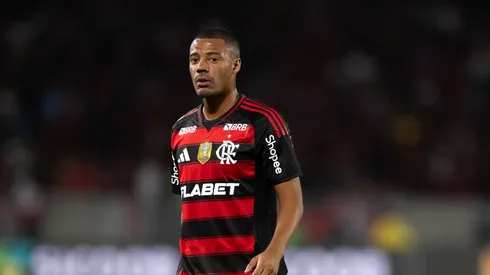 De La Cruz pode pintar em Flamengo x Inter - Foto: Jorge Rodrigues/AGIF.